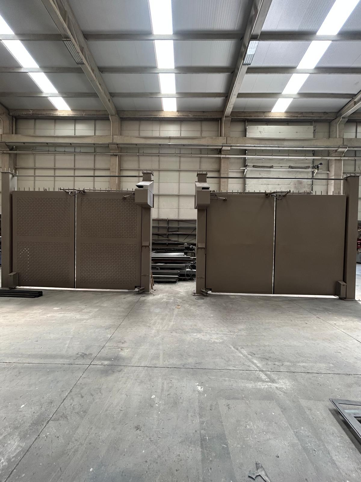 folding gate